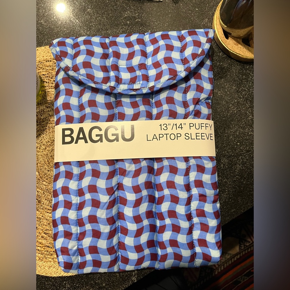 Baggu gingham blue laptop sleeve 13”